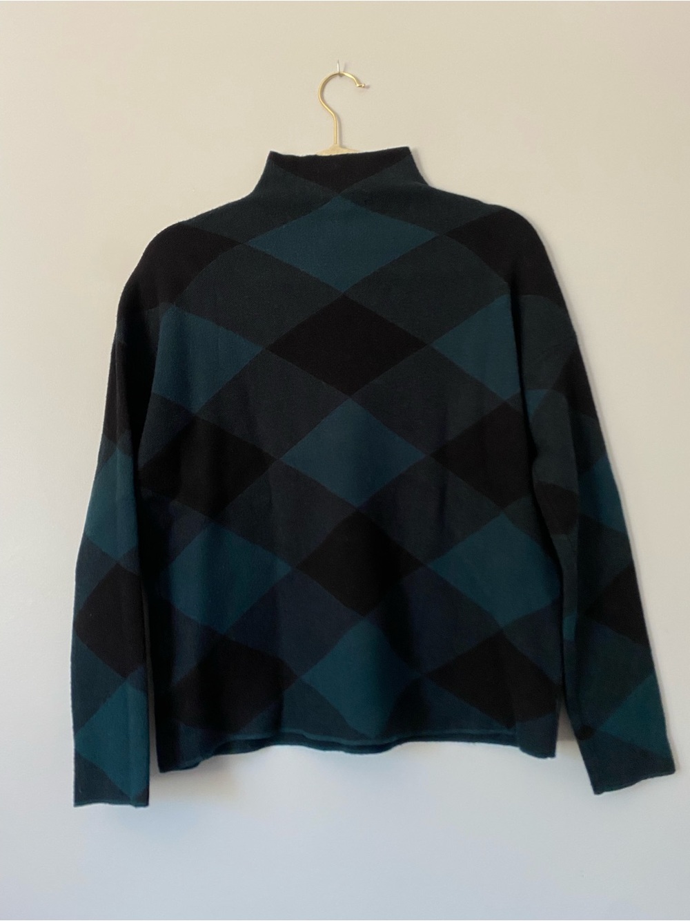 Tahari Black & Forest Green Argyle Mock Neck Sweater | Size M